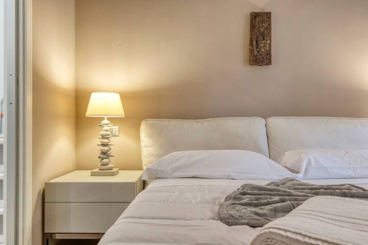 Eleganza e Comfort in Centro gallery image 2