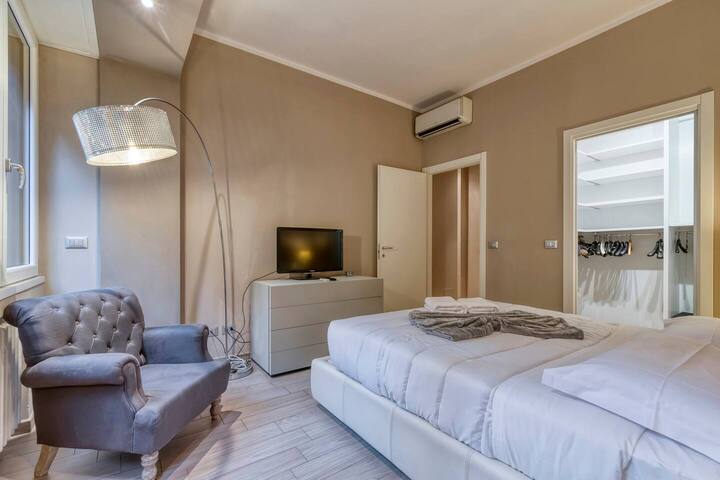 Eleganza e Comfort in Centro gallery image 4