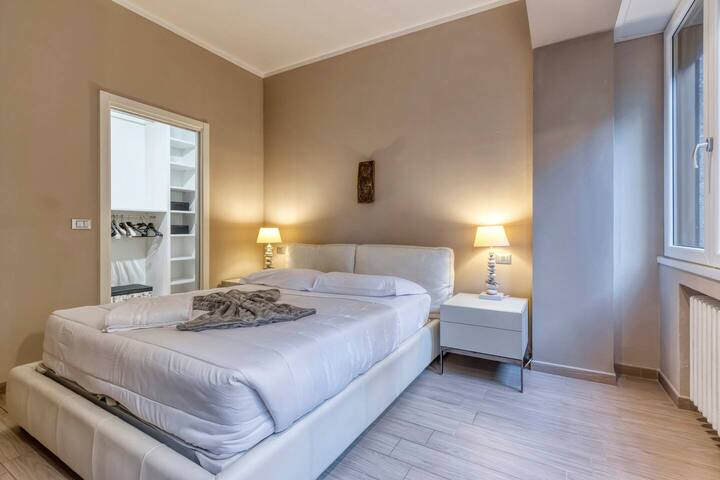 Eleganza e Comfort in Centro gallery image 5