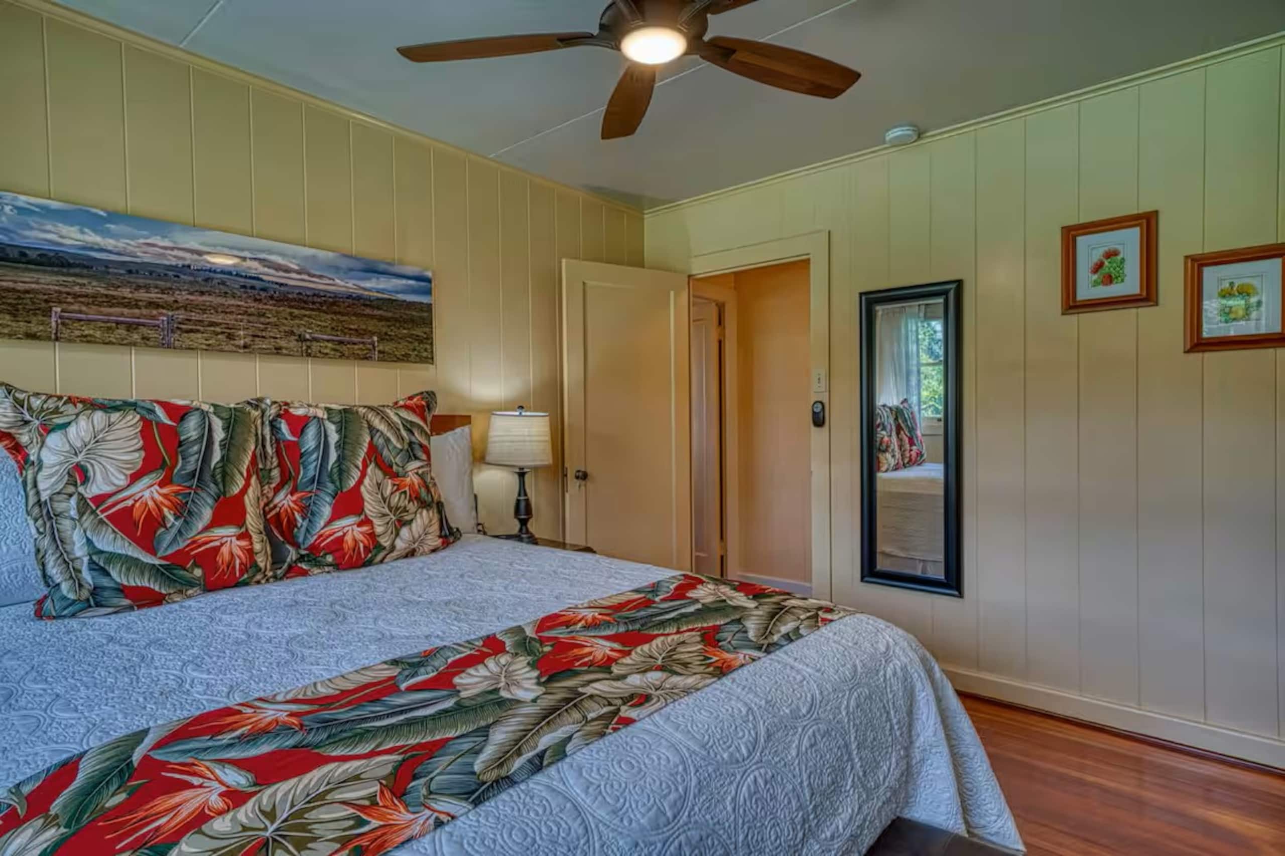 Home in Hilo · ★5.0 · 4 bedrooms · 4 beds · 2 private baths - Image 12