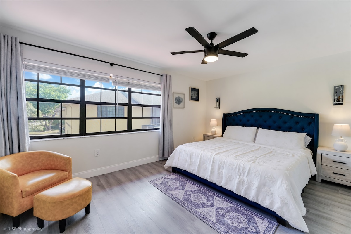 Главна спалня (суперголямо двойно легло)