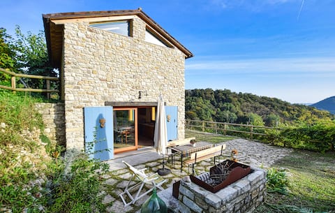 Awesome home in Miane with WiFi