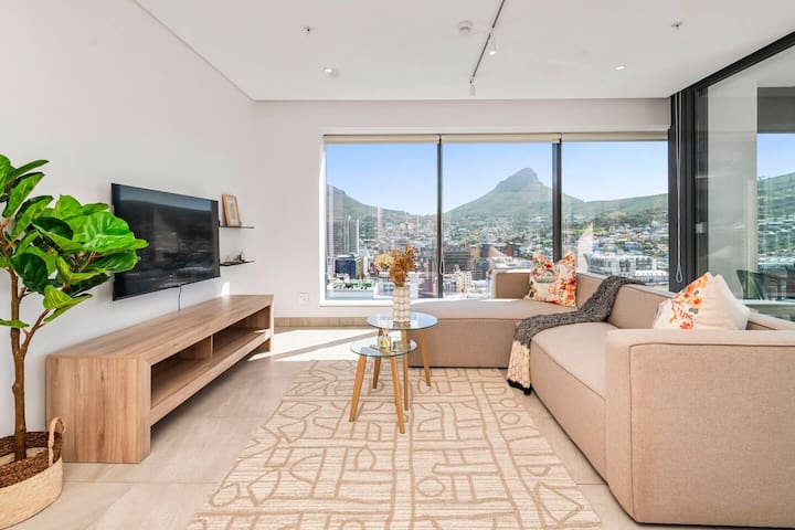 Cape Town Penthouse – Breath taking Views.