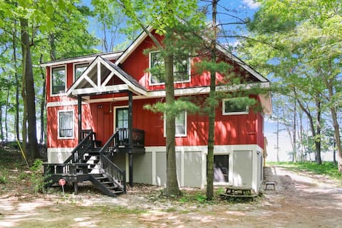 Lakefront | Hot Tub | Fire Pit | Beach Access