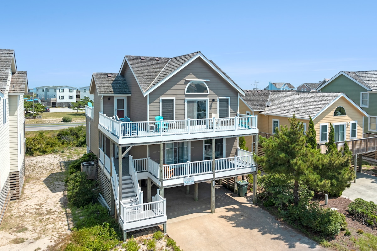 The Salty Pearl: Oceanside, Hot Tub, Pool Access