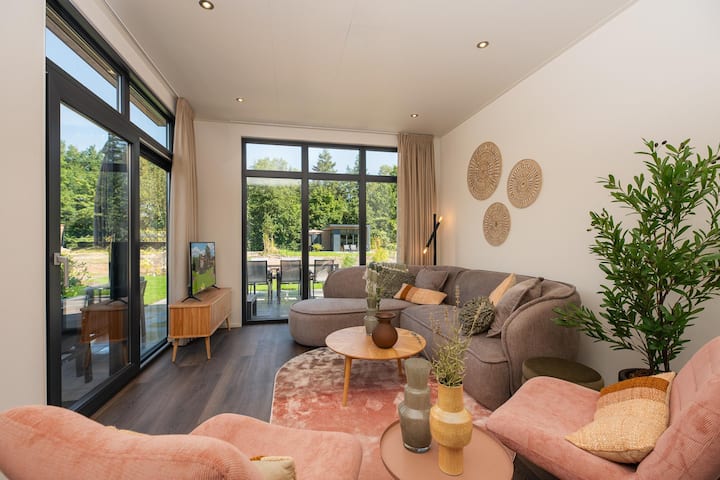 Cannenburch Deluxe With Hot Tub | 4 People - Apeldoorn