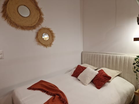 LogeYou Aparttment TerraCotta