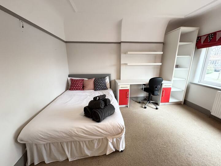 חדר שינה שני