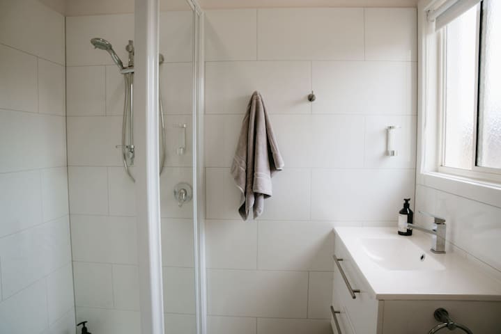 Port Campbell Coastal Unit 3 gallery image 4