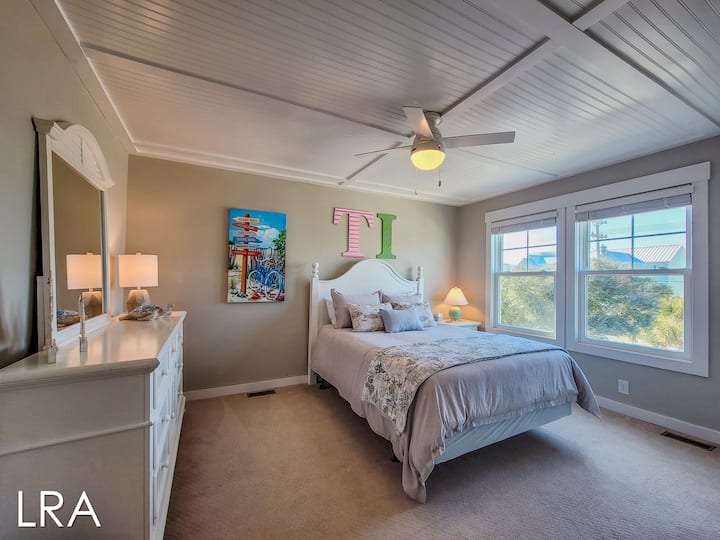 Dormitorio tamaño queen (39)