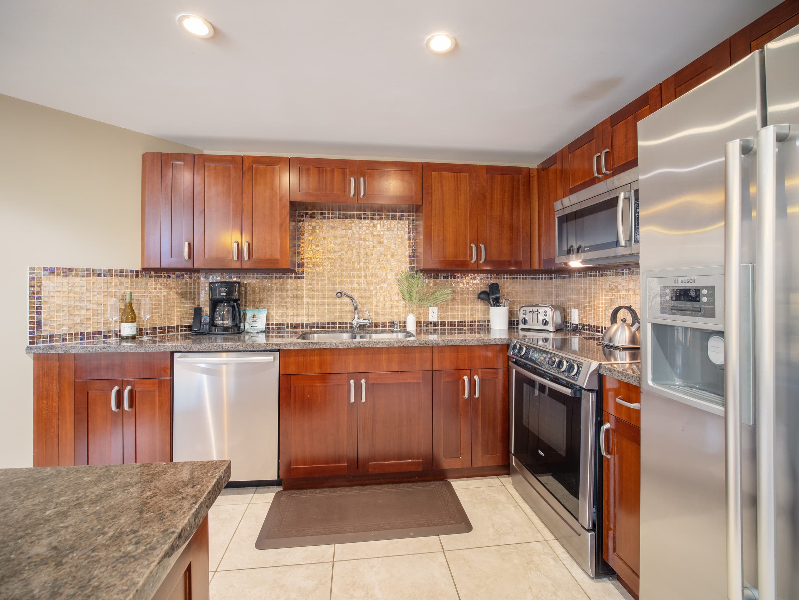 Home in Lahaina · ★5.0 · 1 bedroom · 2 beds · 1 bath - Image 8