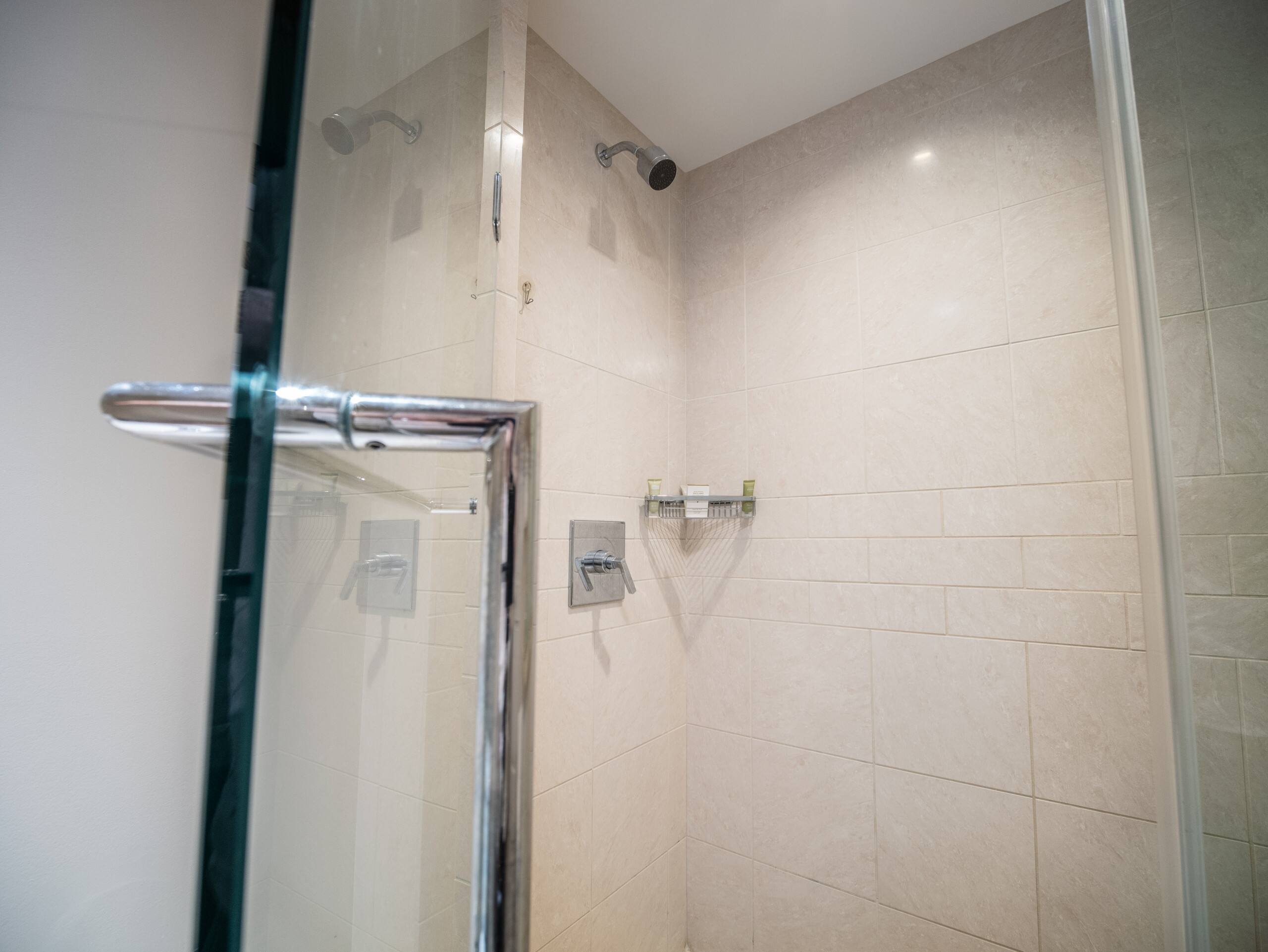 Home in Lahaina · ★5.0 · 1 bedroom · 2 beds · 1 bath - Image 20