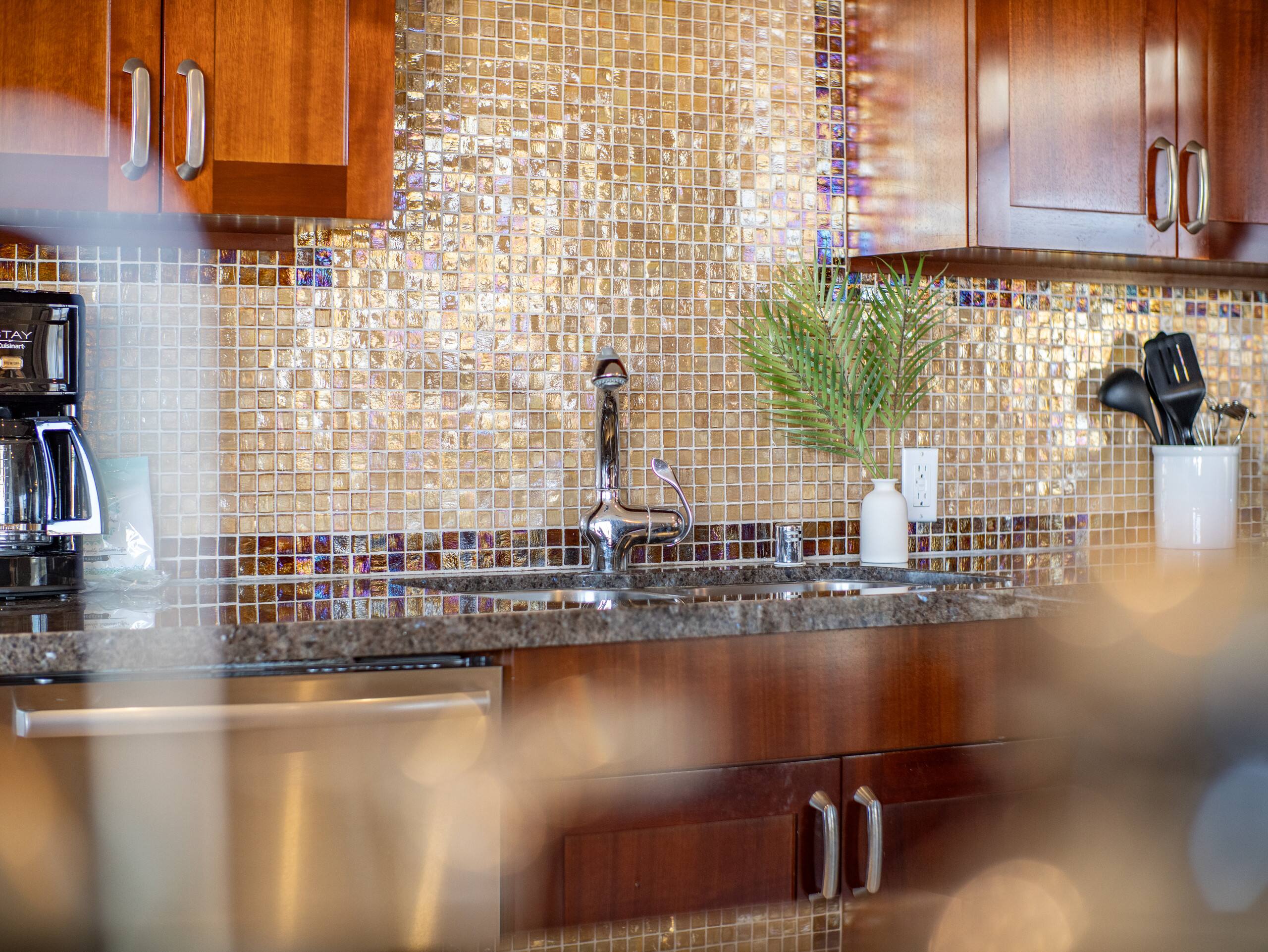 Home in Lahaina · ★5.0 · 1 bedroom · 2 beds · 1 bath - Image 9