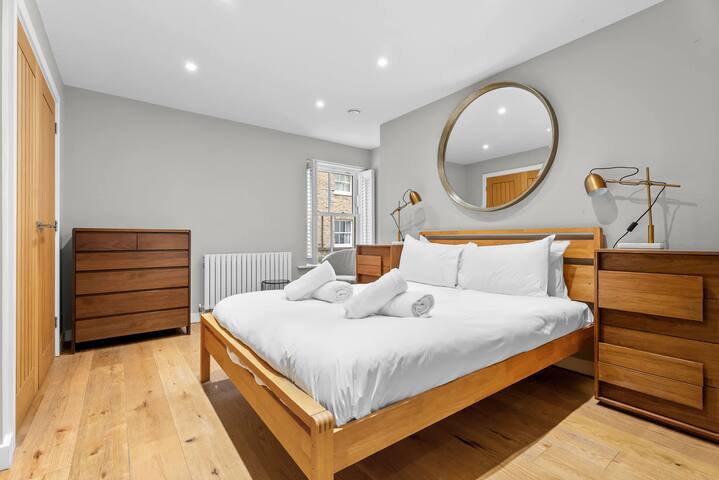 4-bedroom Mews House in Paddington by StayInLondon gallery image 4