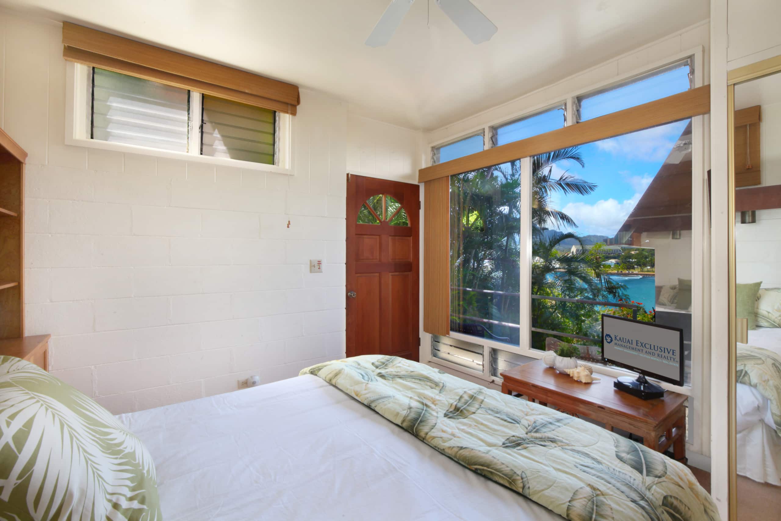 Home in Lihue · ★4.7 · 2 bedrooms · 3 beds · 2 shared baths - Image 7