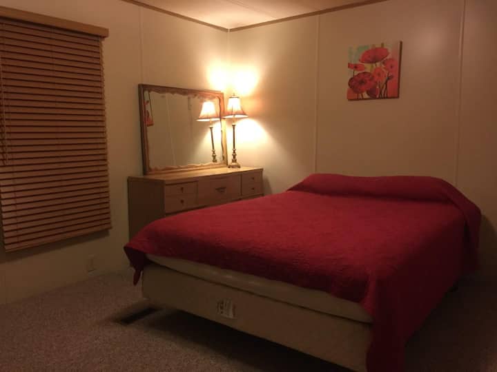 غرفة النوم 2