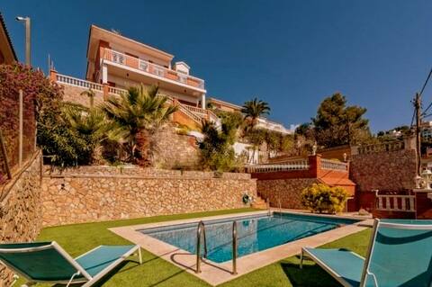 Luxury villa private in Costa Brava next to Barcel