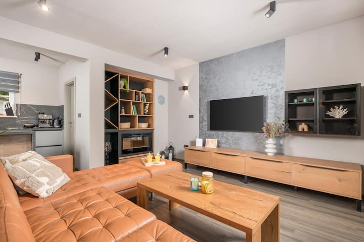 Beautiful Villa With A Pool, Hot Tub, And Sauna - Labin