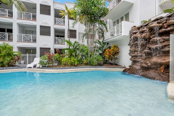 Alassio Pool View 1 Bedroom 303/1 - Palm Cove