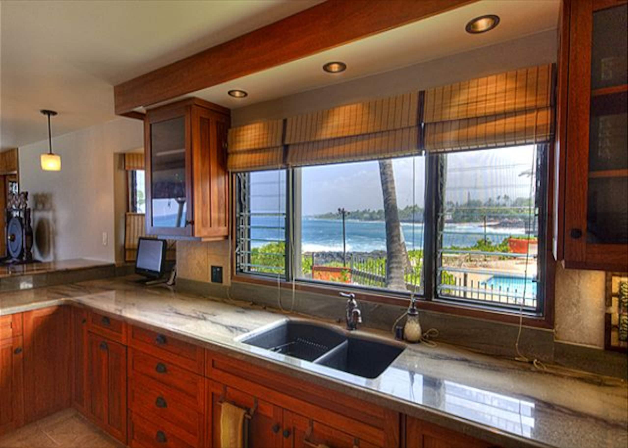 Townhouse in Kailua-Kona · ★4.91 · 3 bedrooms · 4 beds · 3 baths - Image 9