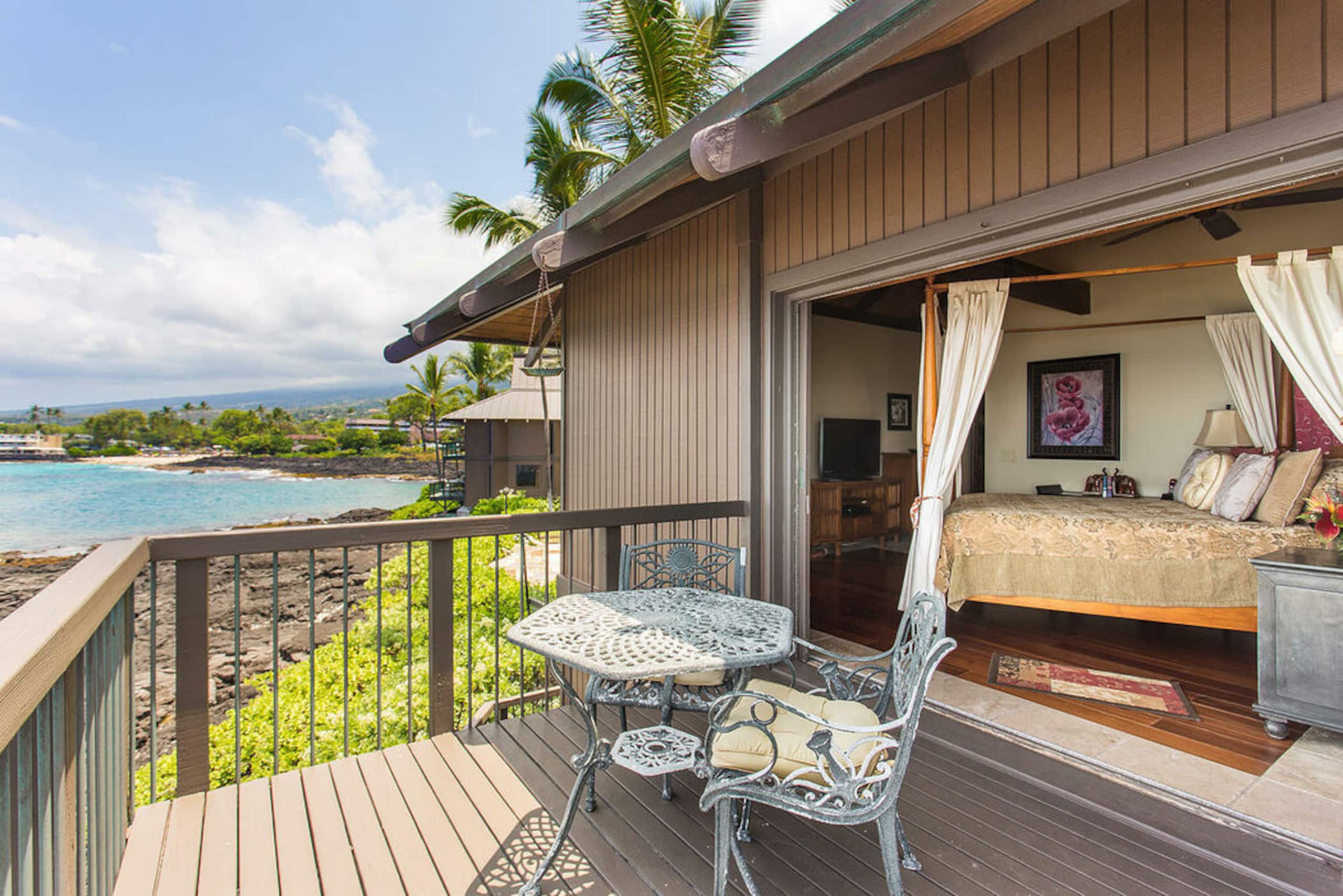 Townhouse in Kailua-Kona · ★4.91 · 3 bedrooms · 4 beds · 3 baths - Image 14