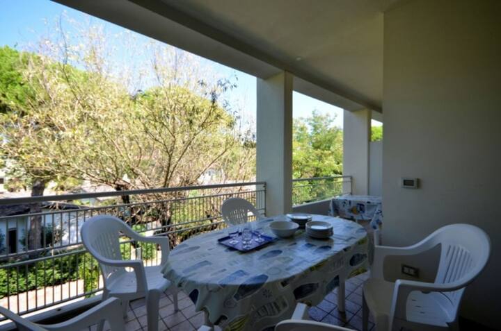 Profitez De Vos Vacances Au Bord De La Piscine Ave - Caorle