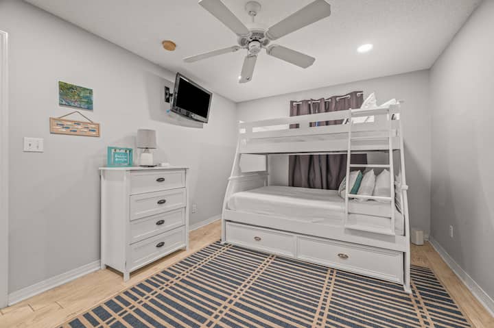 705 Gulf Shore Dr-34