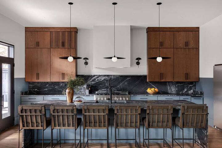 Modern Garden District Oasis | Heated Pool and Spa gallery image 2