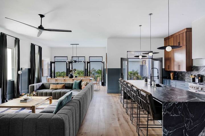 Modern Garden District Oasis | Heated Pool and Spa gallery image 3