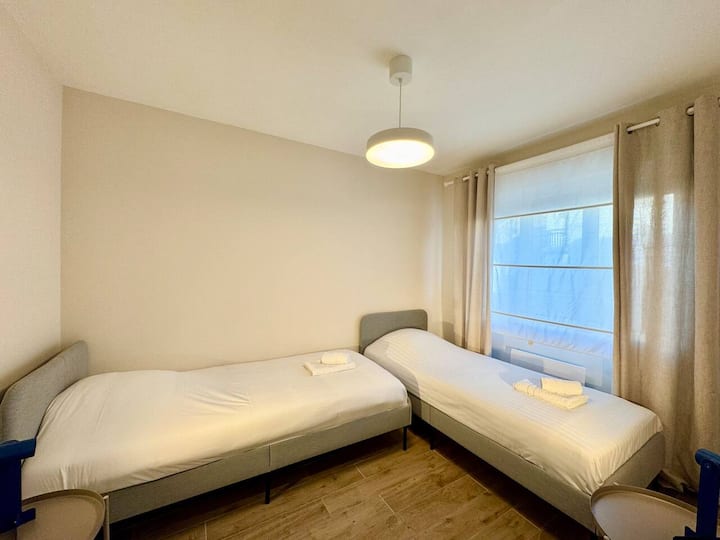 F221fa1a bc69 4cbf 8e2c b194efff24ad