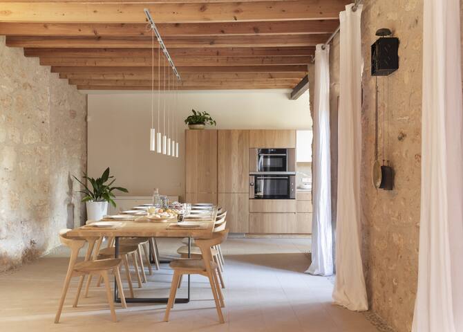 Cas Padrins, swimming pool, barbecue, design and c gallery image 3