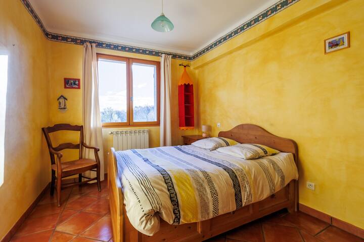 Dhomë gjumi 2