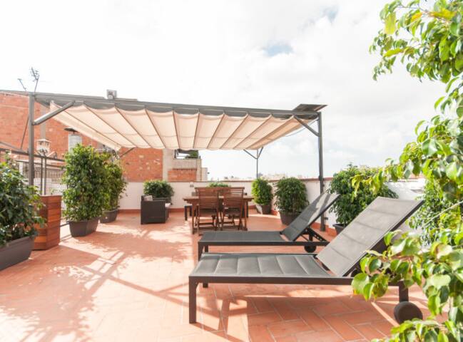 Picasso Suites 5.2 Private Terrace gallery image 2