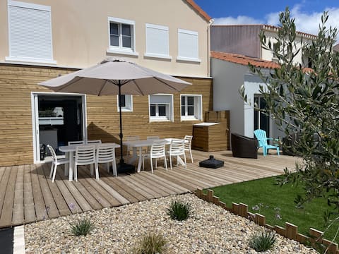 The Song of the Waves