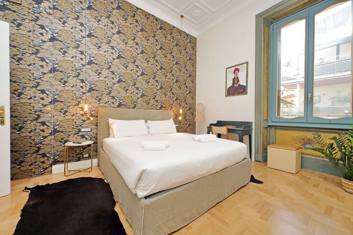 Orchidea, Rare, large and elegant Rome apartment i gallery image 2
