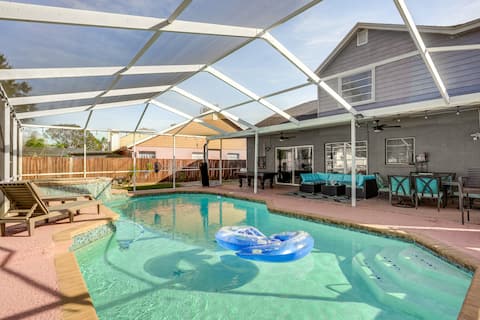 3 Mi to Marina: Riverview Family Home w/ Lanai!