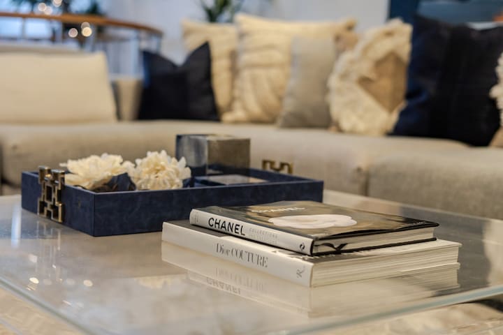 Majestic Villa in Downtown Griffintown gallery image 3