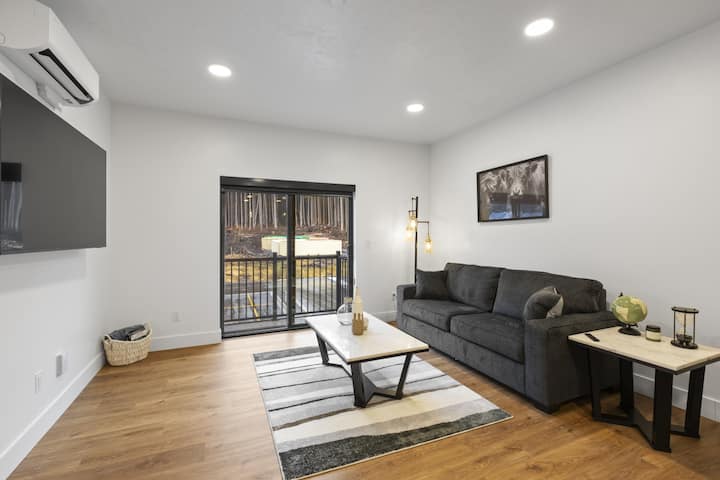 Cozy Luxury, Affordable Stay A306 - Juneau, AK