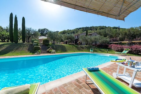 Villa Emilianna 12&2 by Marche Holiday Villas
