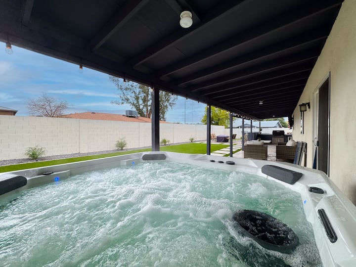 Aloha Ohana In The Heart Of Gilbert! Hot Tub! - Gilbert, AZ