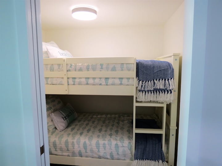 Ორსართულიანი ოთახი