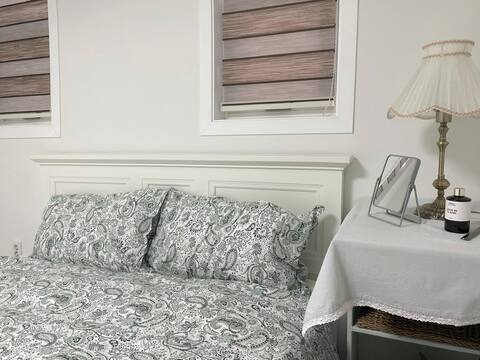 A private house where you can feel the colorful seasons and heal