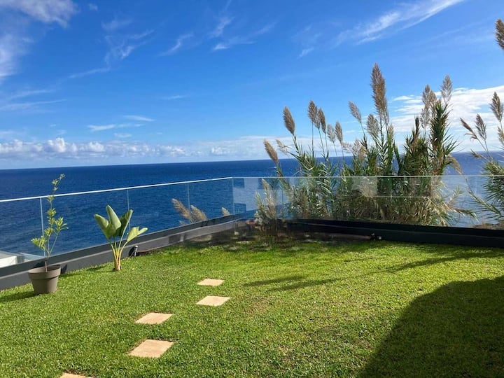 Guestready - Bel Apt Sur Falaise Avec Vue Sur Mer - Machico