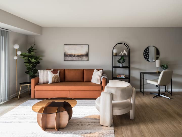 2 Br Modern| 3 Tvs | Steps To Metro | Free Parking - Arlington, VA
