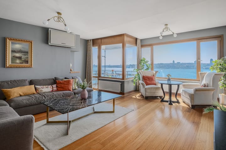 Duplex Flat w Panoramic Bosphorus View and Terrace