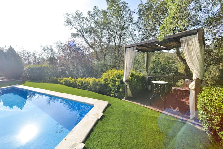 Beautiful Villa with private pool and Spectacular gallery image 4