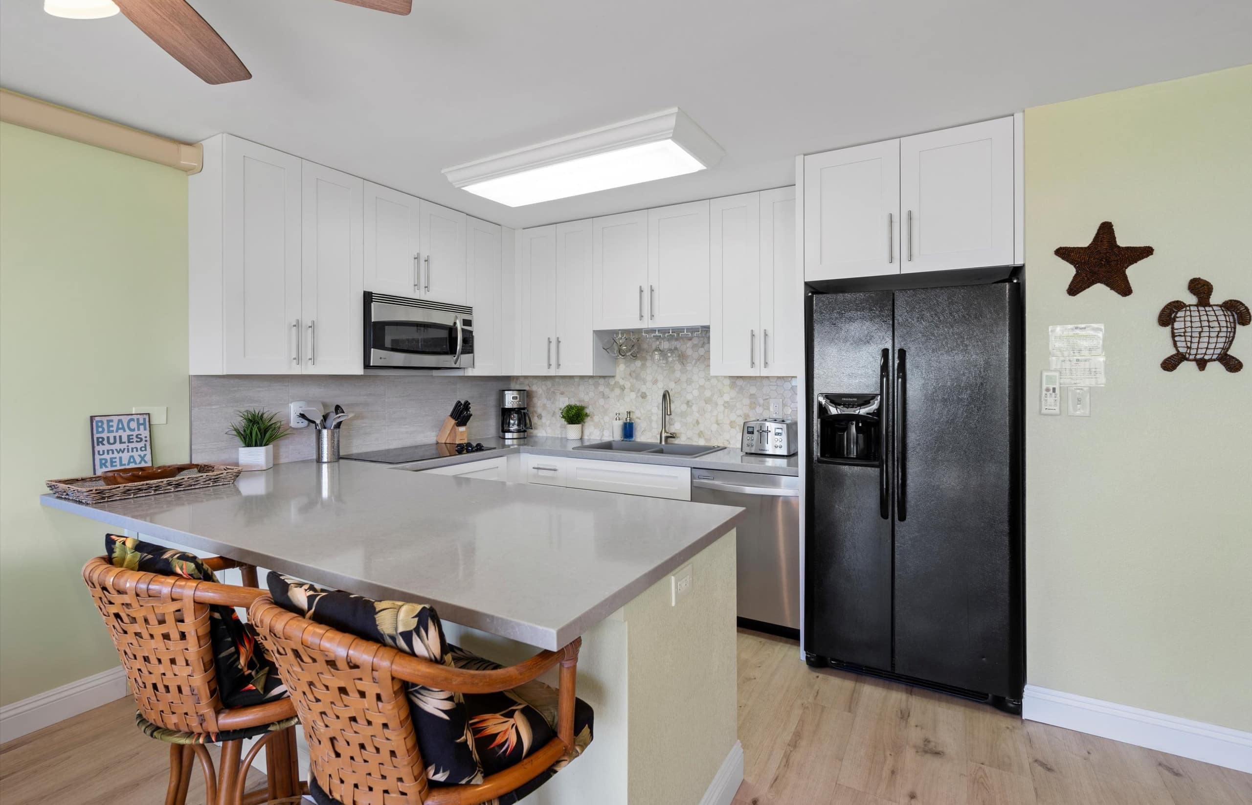 Condo in Kihei · ★4.77 · 2 bedrooms · 4 beds · 2 shared baths - Image 18
