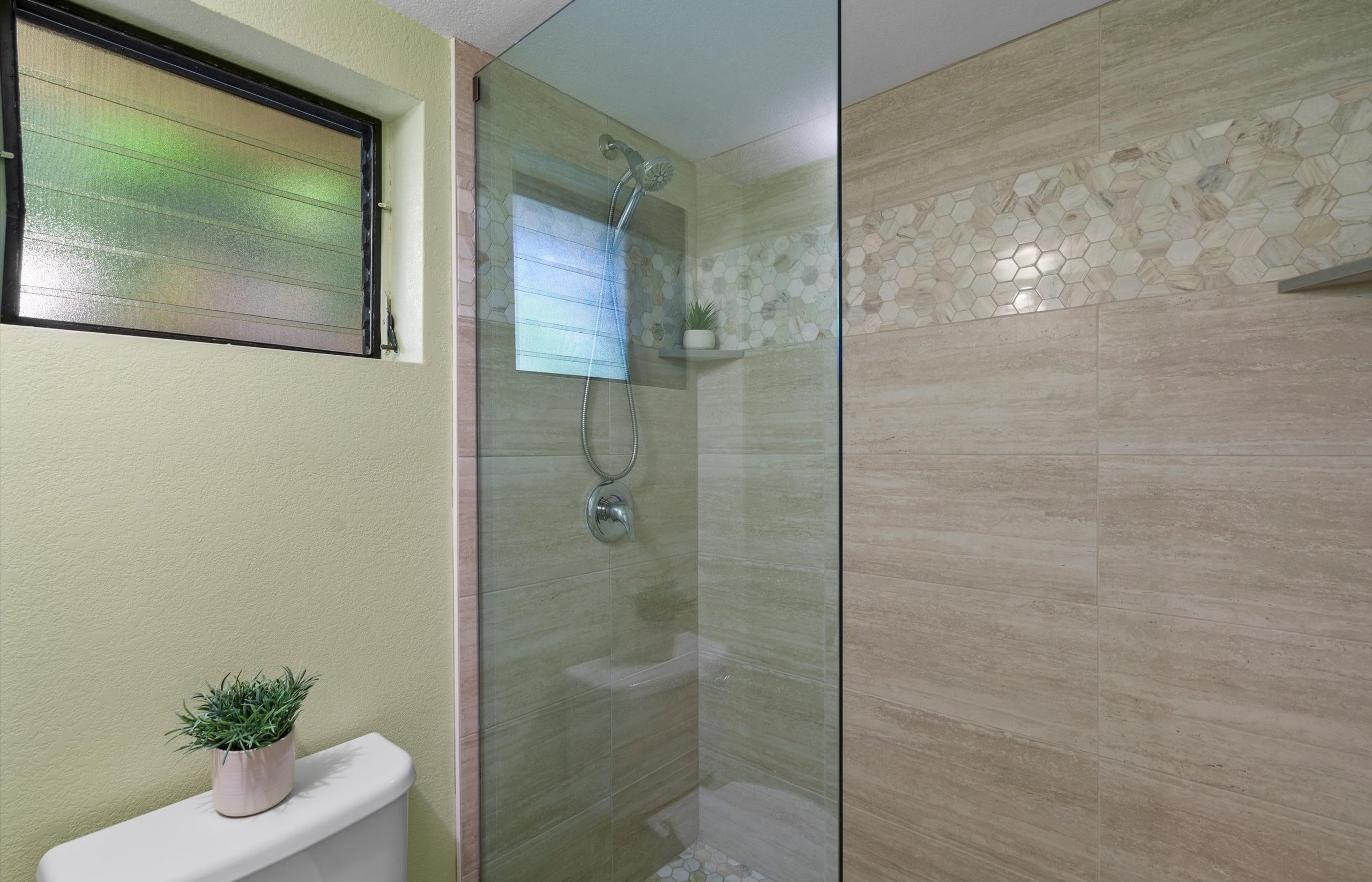Condo in Kihei · ★4.77 · 2 bedrooms · 4 beds · 2 shared baths - Image 29