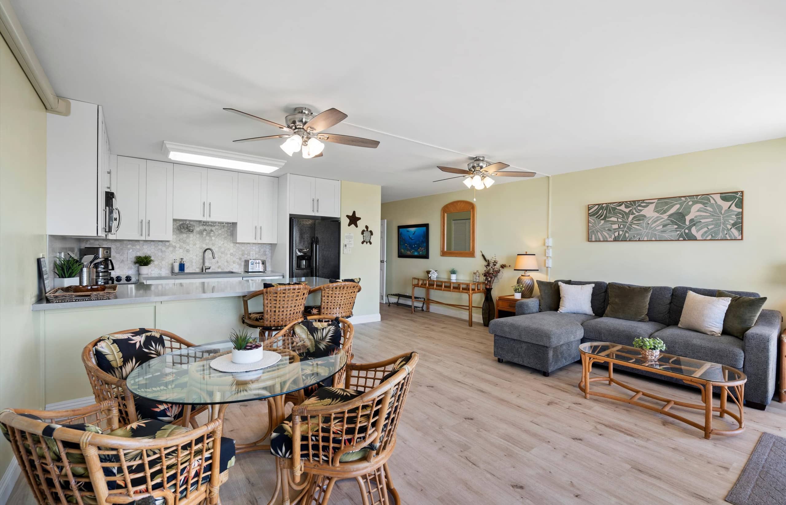 Condo in Kihei · ★4.77 · 2 bedrooms · 4 beds · 2 shared baths - Image 16