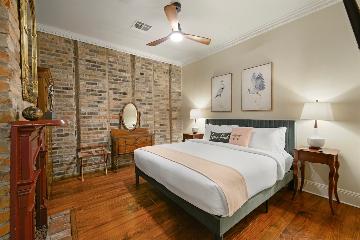 Chambre avec très grand lit de la maison d'hôtes Bolden